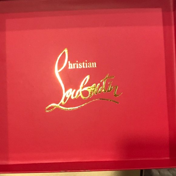 LV RED Bottoms BRAND NEW SIZE 38 original price 1,200 my asking price is 950 - Picture 9 of 9